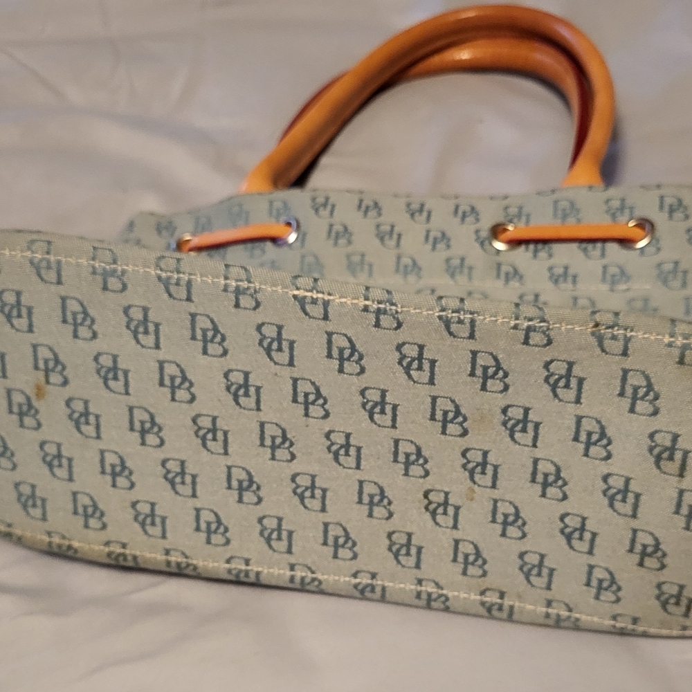 Dooney & Burke purse - Picture 3 of 5